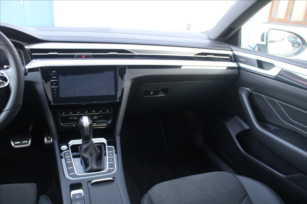 Volkswagen Arteon Liftback 2,0 l 147 kw