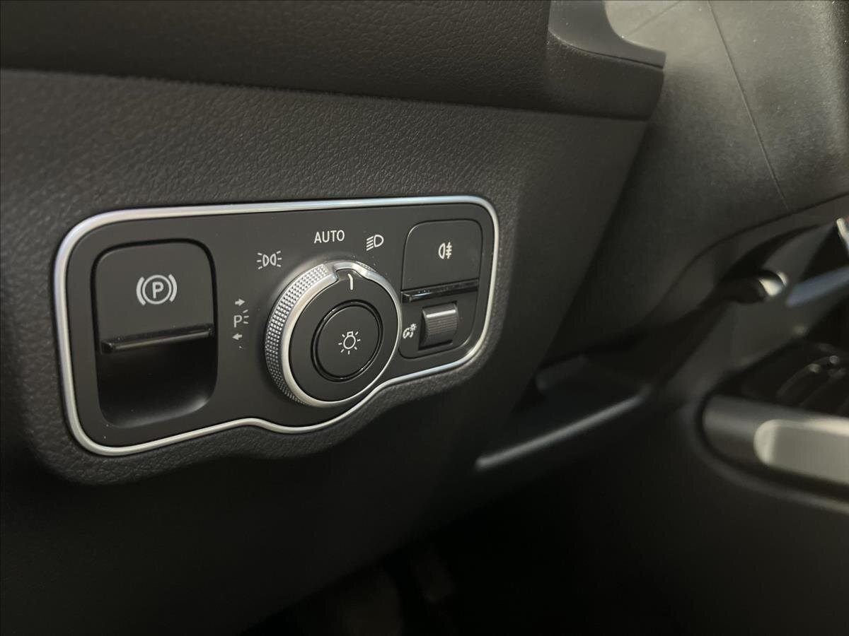 Mercedes-Benz GLB SUV 2,0 l 110 kw