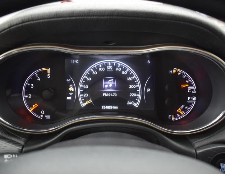 Jeep Grand Cherokee 33