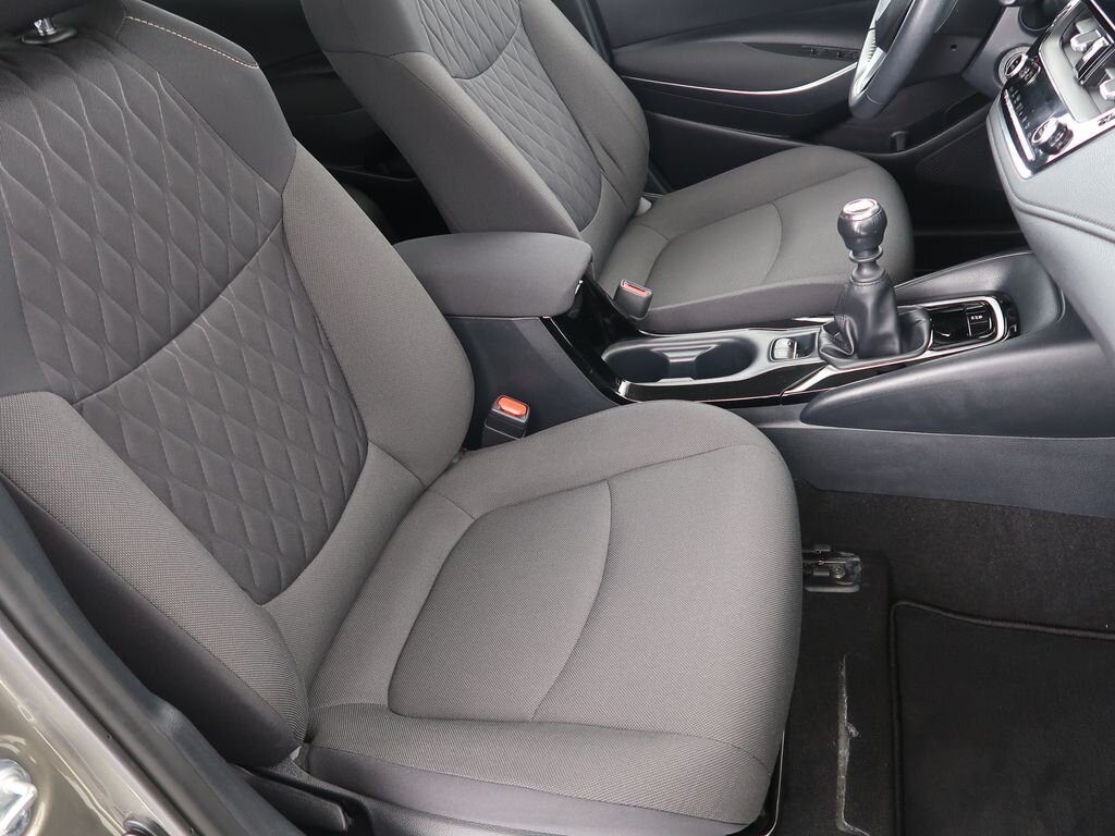 Toyota Corolla Sedan 1,5 l 92 kw