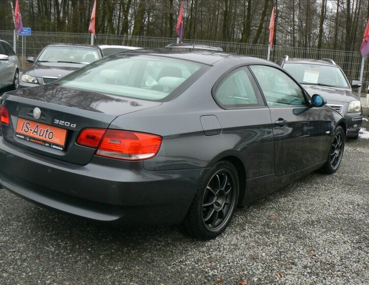 BMW Řada 3 Kupé 2,0 l 130 kw