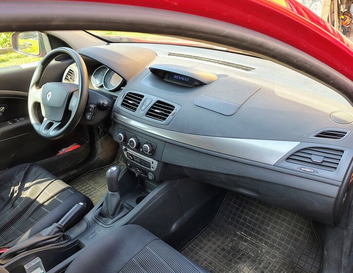 Renault Mégane Hatchback 1,6 l 74 kw