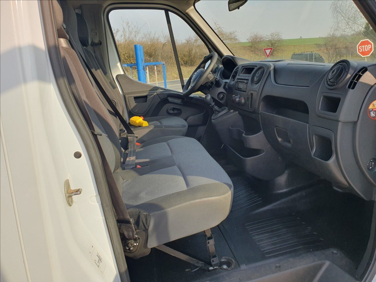 Nissan NV400 Sklápěč 2,3 l 107 kw