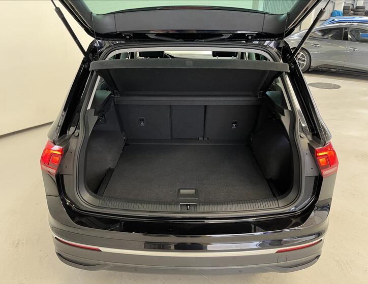 Volkswagen Tiguan 30