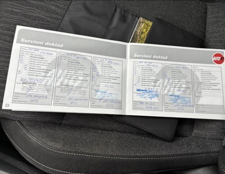 Škoda Karoq SUV / Terénní 2,0 l 110 kw