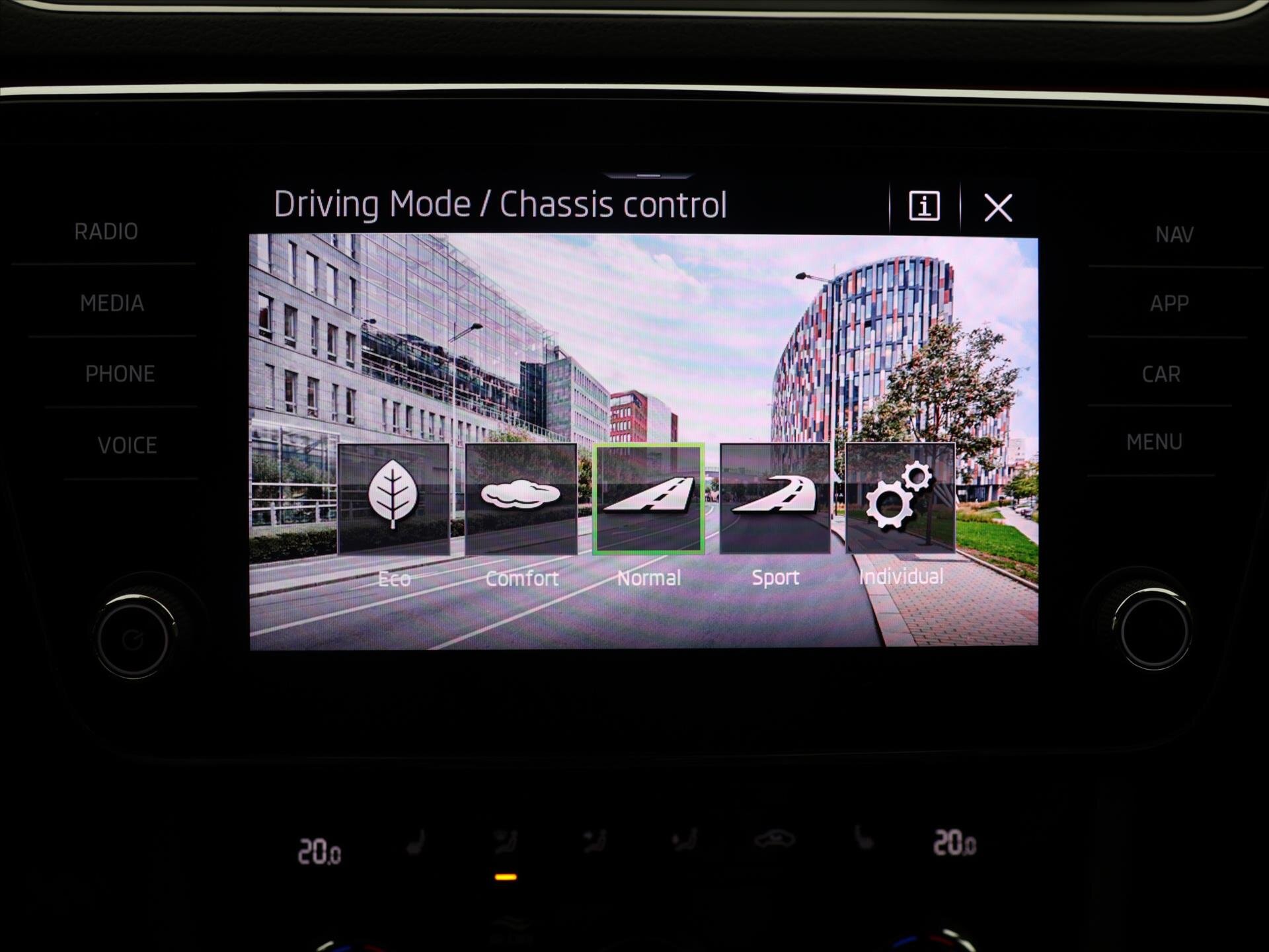 Škoda Superb Kombi 2,0 l 110 kw