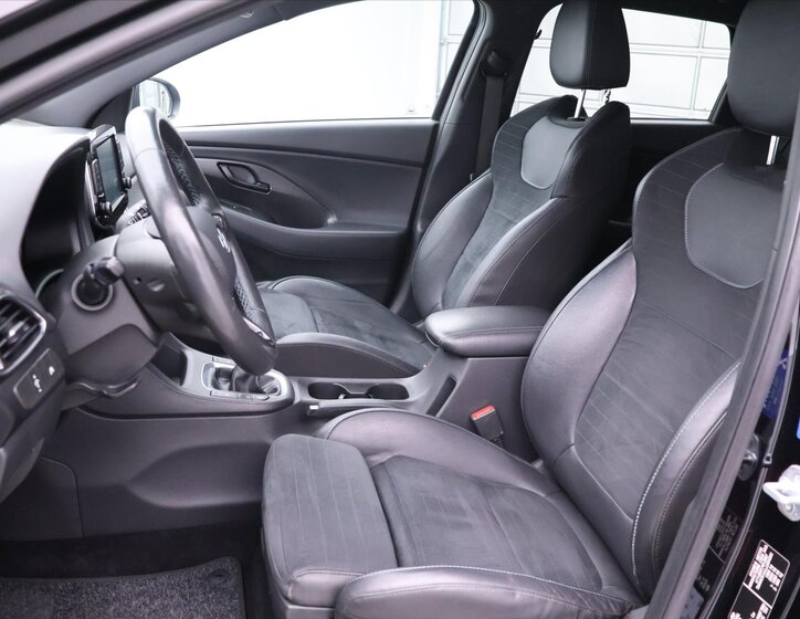 Hyundai i30 Hatchback 2,0 l 720 kw