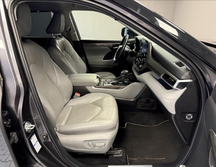 Toyota Highlander SUV 2,5 l 140 kw