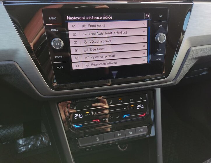 Volkswagen Touran MPV 1,5 l 110 kw