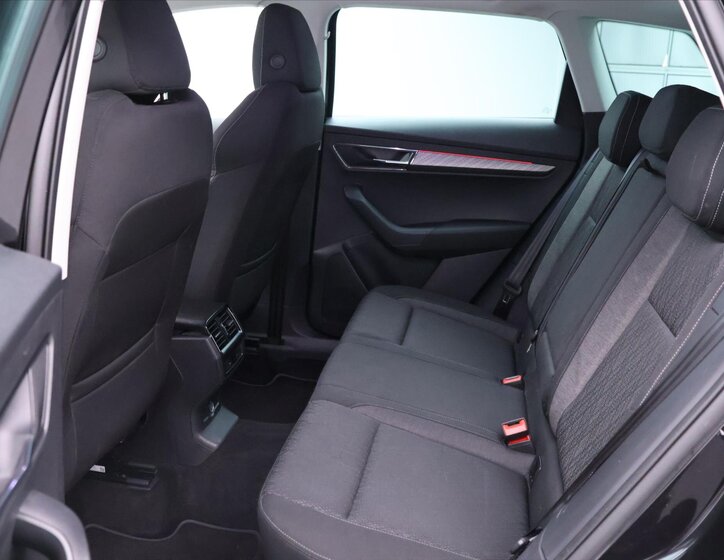 Škoda Karoq SUV / Terénní 2,0 l 110 kw