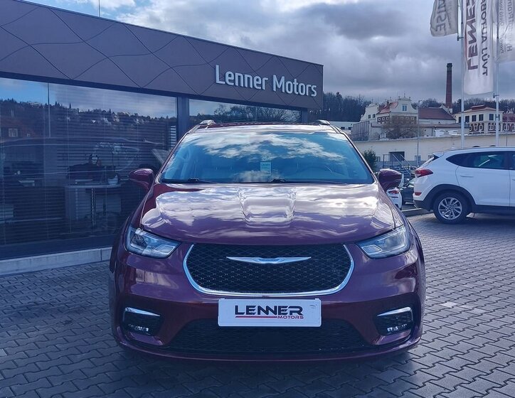 Chrysler Pacifica MPV 3,6 l 214 kw