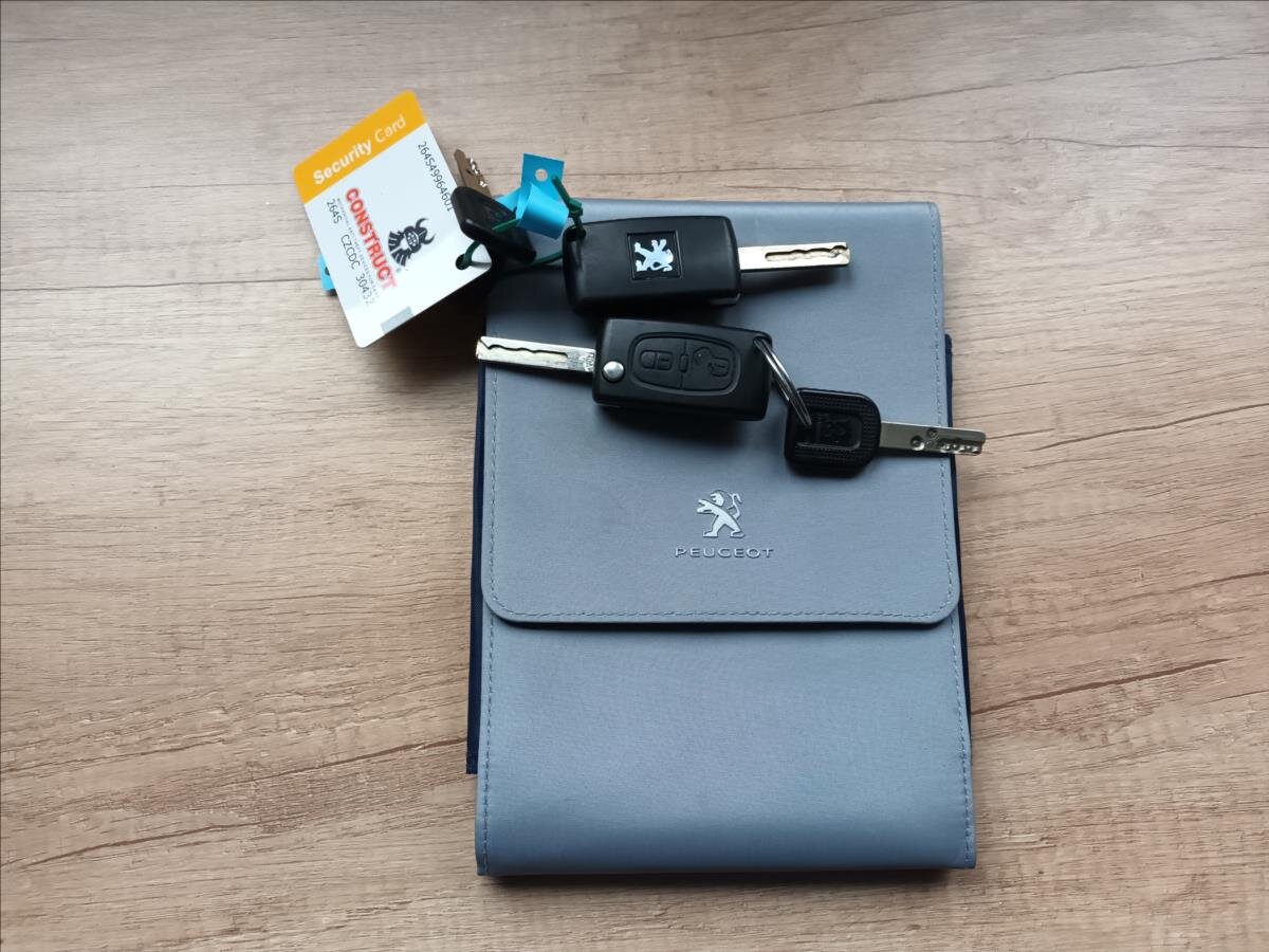 Peugeot 207 Kombi 1,4 l 54 kw