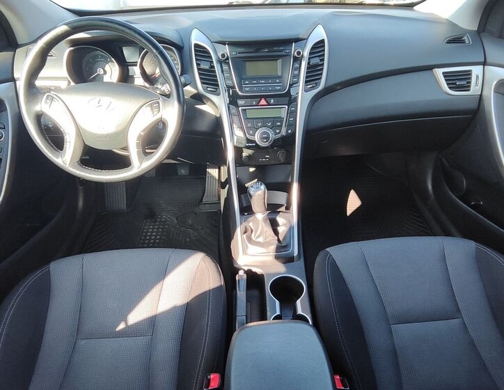 Hyundai i30 Kombi 1,6 l 81 kw