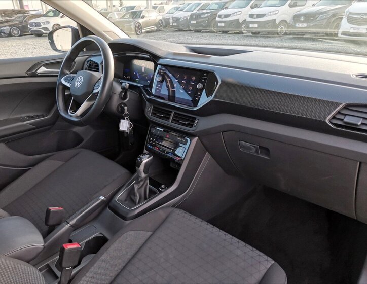 Volkswagen T-Cross Hatchback 999,0 81 kw