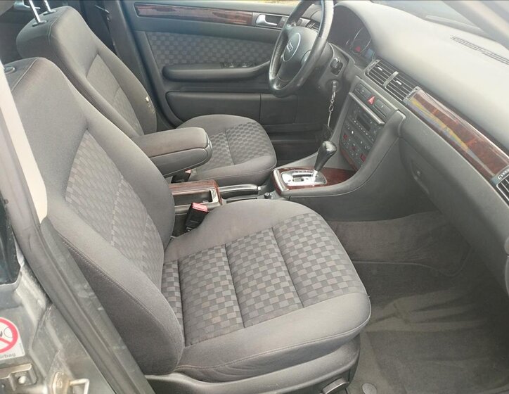 Audi A6 Sedan 2,4 l 125 kw