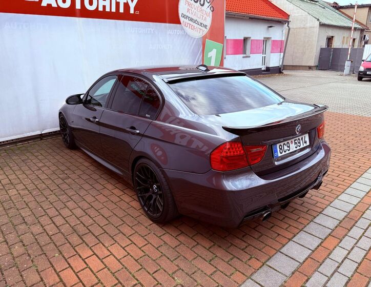BMW Řada 3 9