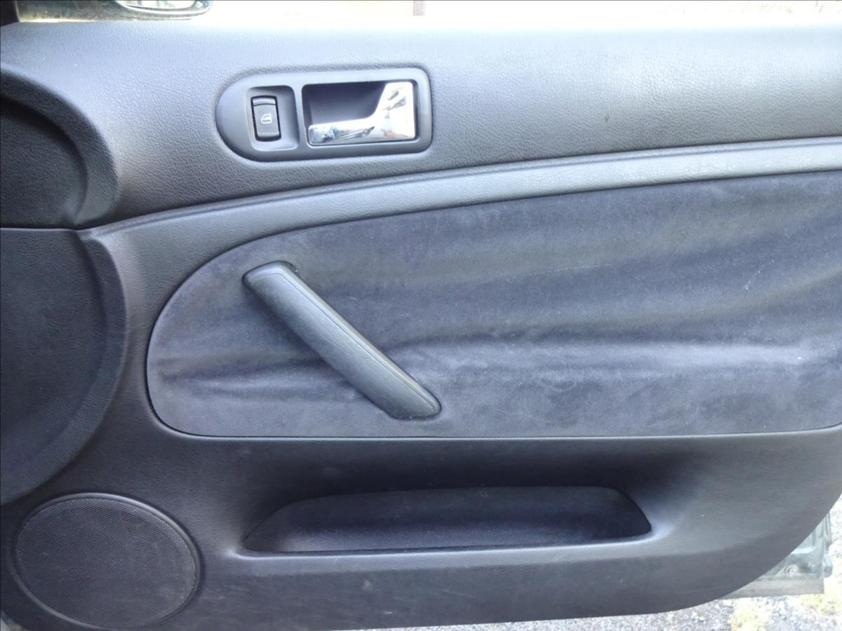 Volkswagen Passat Sedan 1,6 l 75 kw