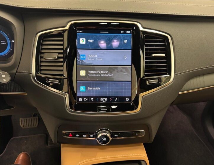 Volvo XC90 SUV / Terénní 2,0 l 335 kw