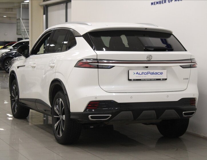 MG HS SUV 1,5 l 125 kw
