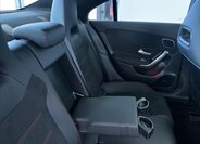 Mercedes-Benz CLA Kupé 1,3 l 120 kw