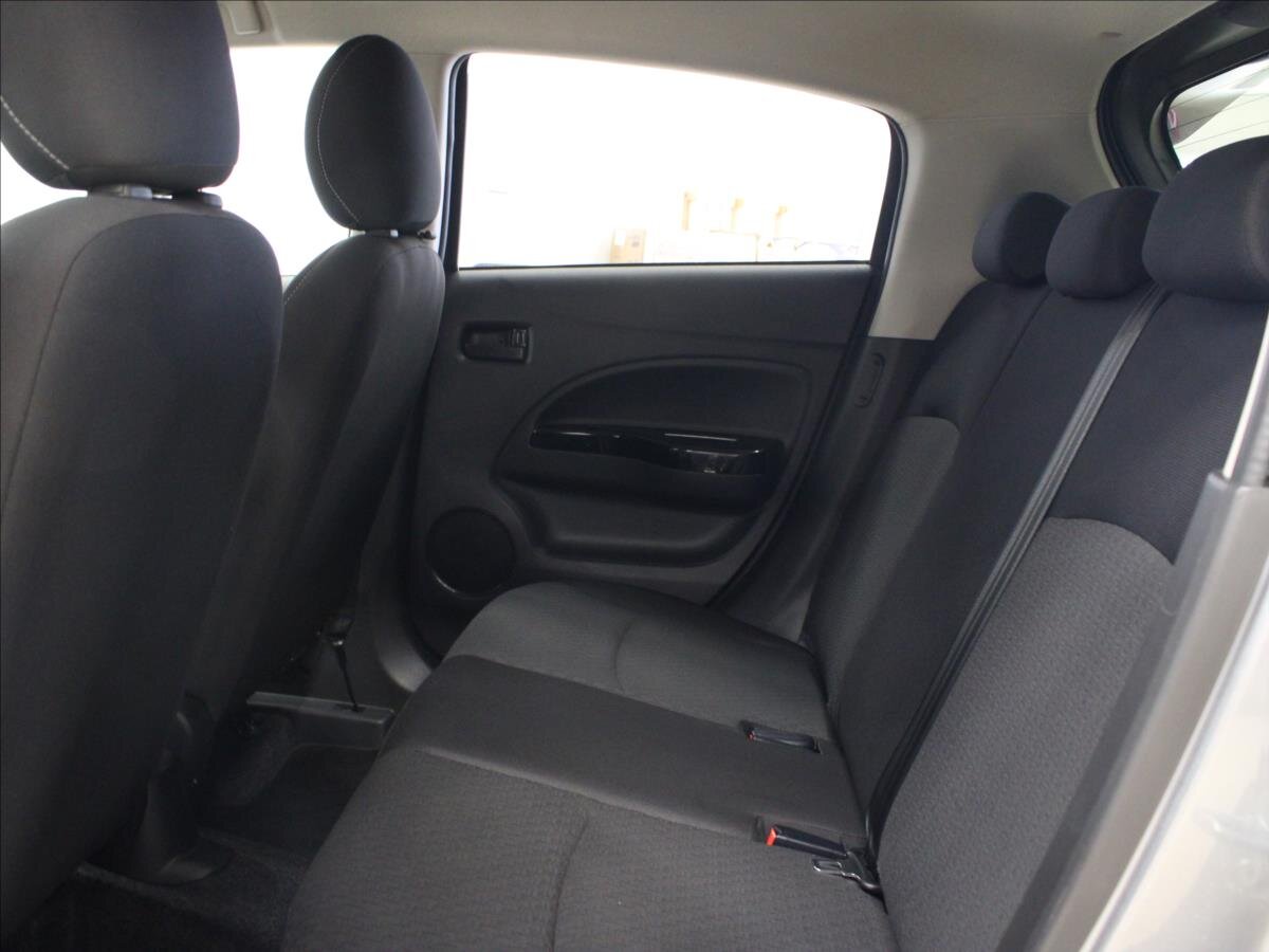 Mitsubishi Space Star Hatchback 1,2 l 59 kw