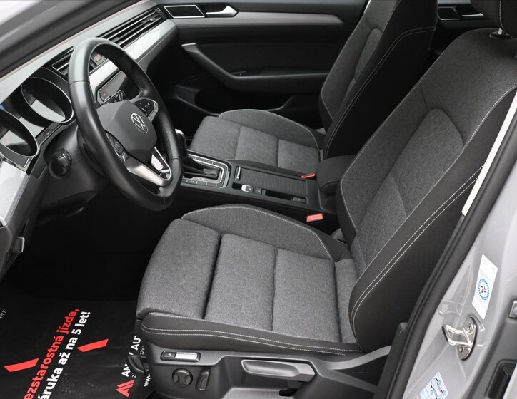 Volkswagen Passat Kombi 2,0 l 110 kw