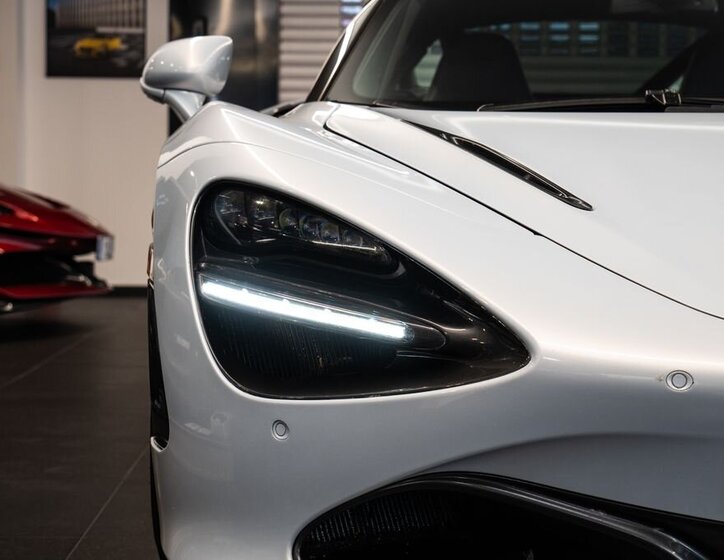 McLaren 720S Kupé 4,0 l 530 kw