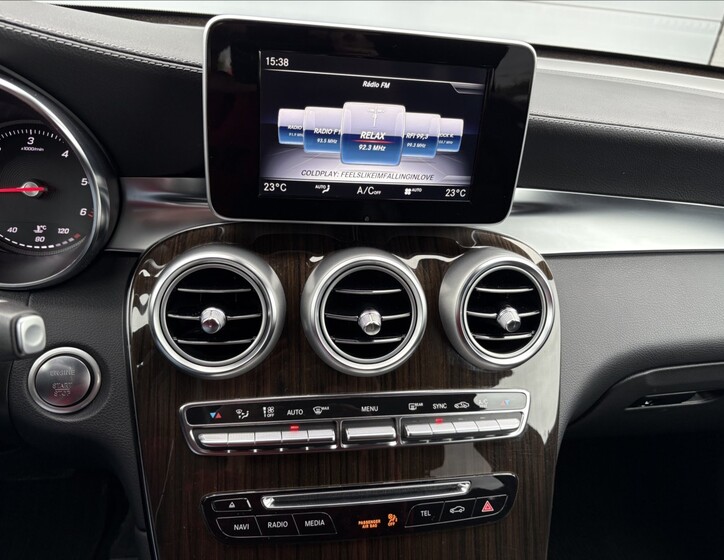 Mercedes-Benz GLC 12