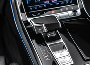 Audi Q8 SUV / Terénní 3,0 l 210 kw