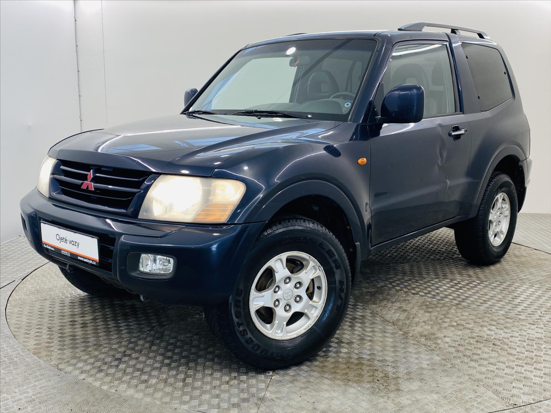 Mitsubishi Pajero SUV / Terénní 2,5 l 85 kw