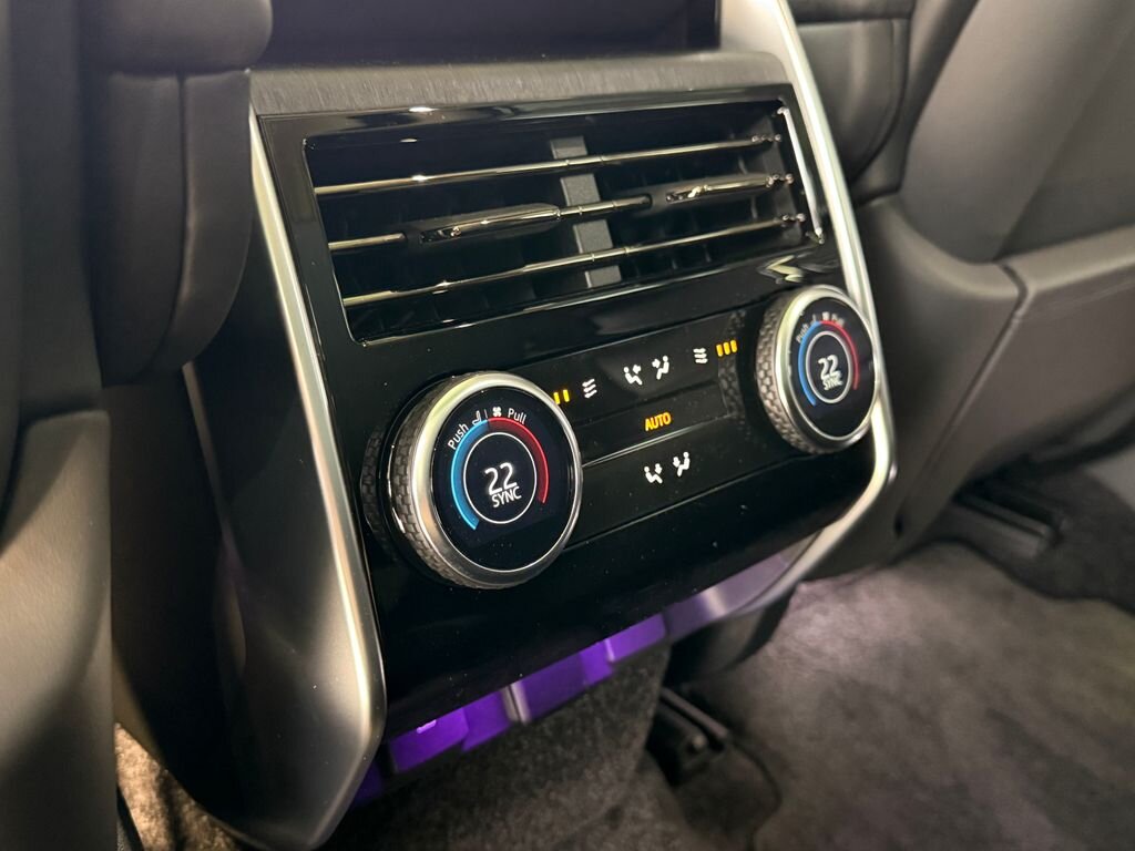 Land Rover Range Rover SUV / Terénní 4,4 l 390 kw