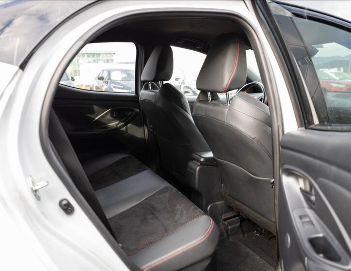 Toyota Yaris Hatchback 1,5 l 68 kw