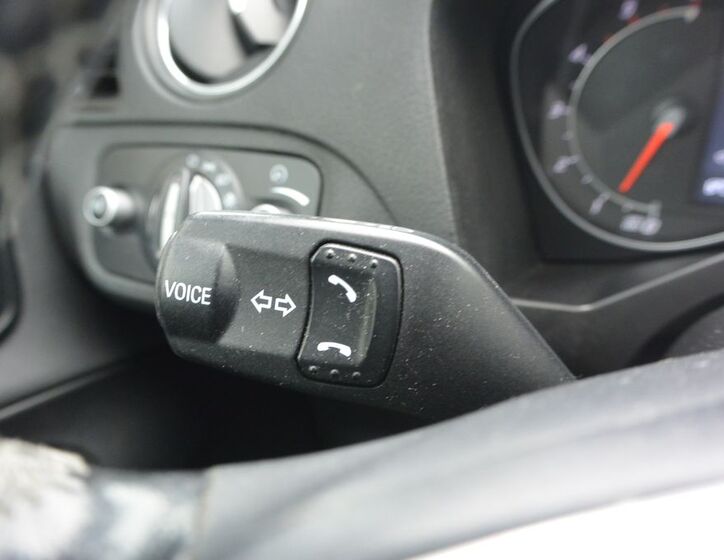 Ford S-MAX MPV 2,2 l 147 kw