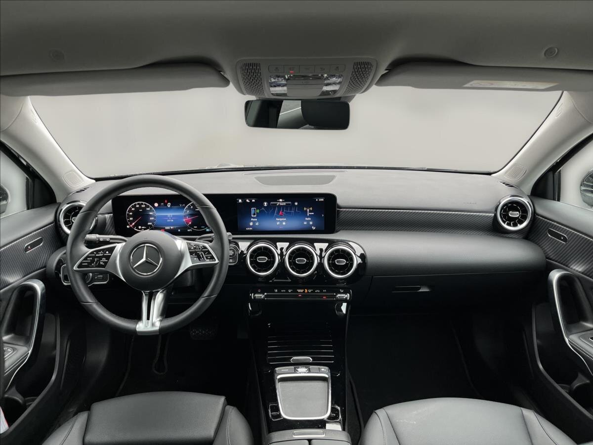 Mercedes-Benz Třídy A Hatchback 1,3 l 100 kw