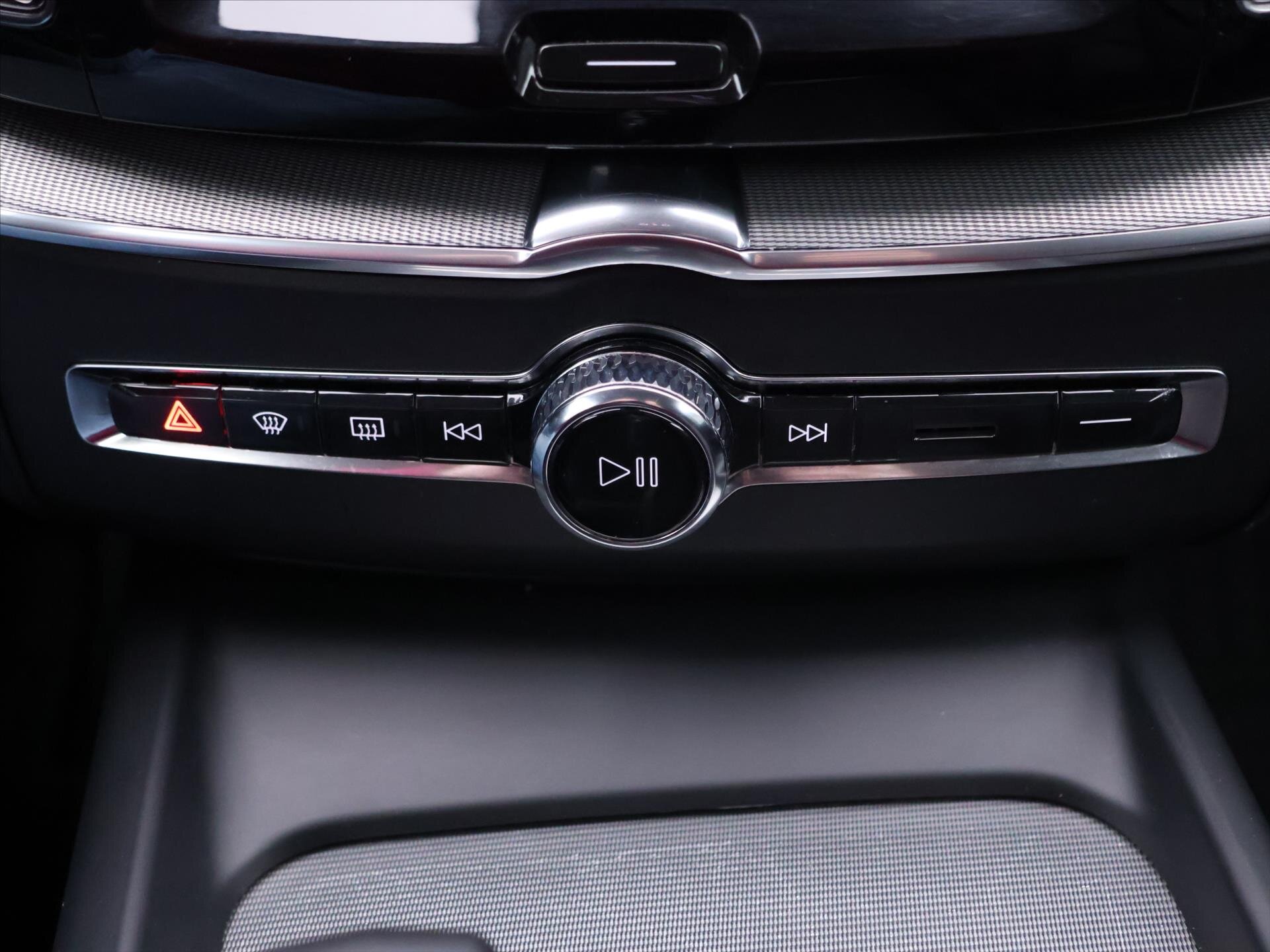 Volvo XC60 SUV / Terénní 2,0 l 173 kw