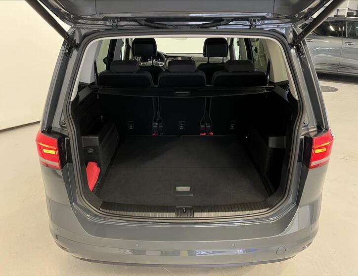 Volkswagen Touran 29