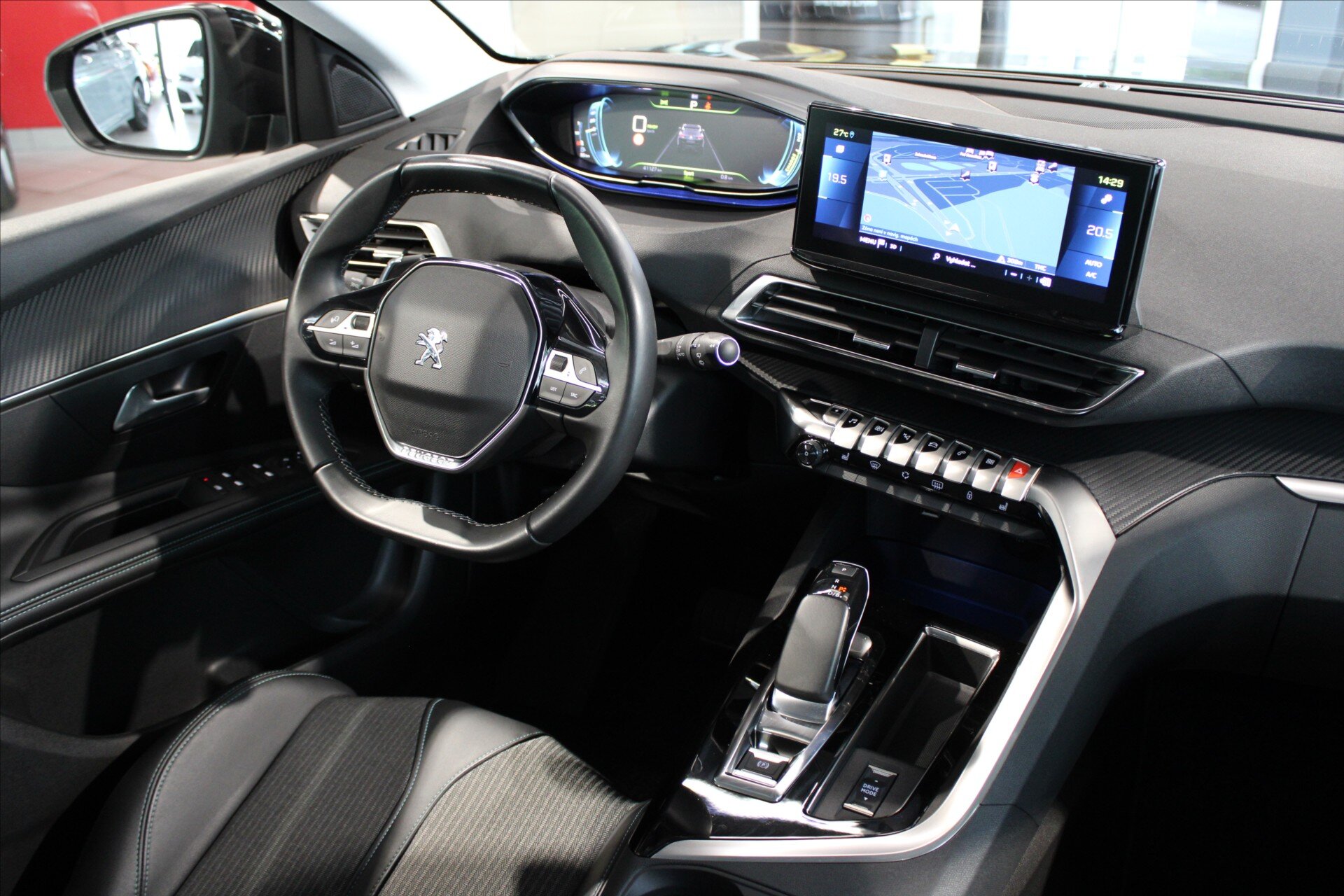 Peugeot 3008 SUV / Terénní 1,6 l 165 kw