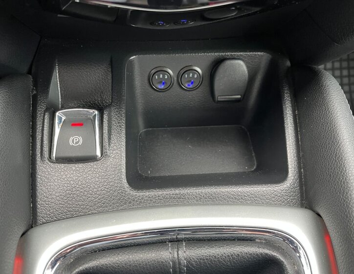 Nissan Qashqai SUV / Terénní 1,6 l 120 kw