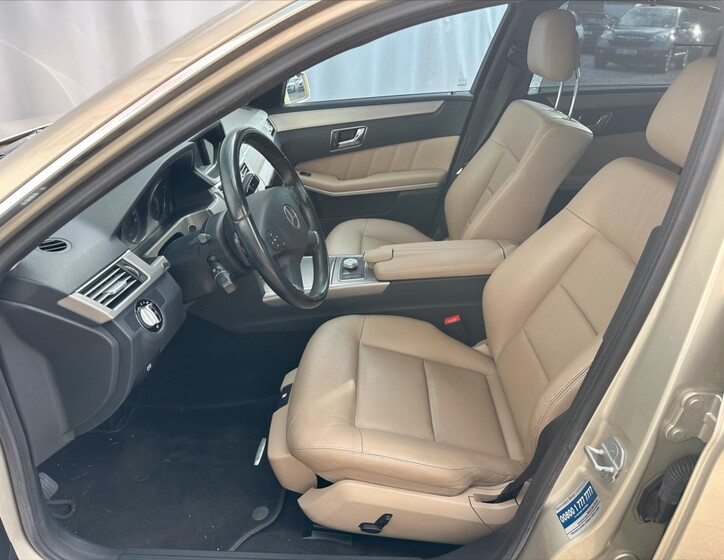 Mercedes-Benz Třídy E 9