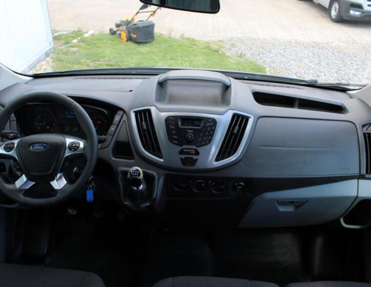Ford Transit 11