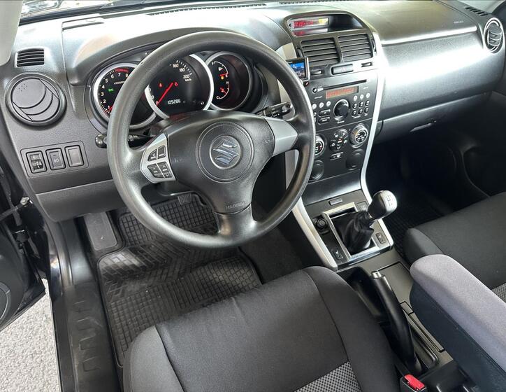 Suzuki Grand Vitara 14