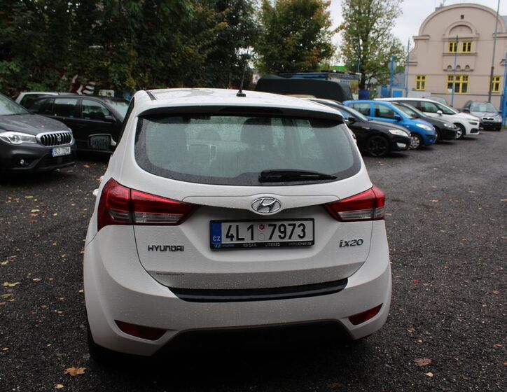 Hyundai ix20 8