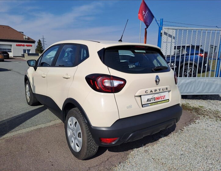 Renault Captur Hatchback 898,0 66 kw