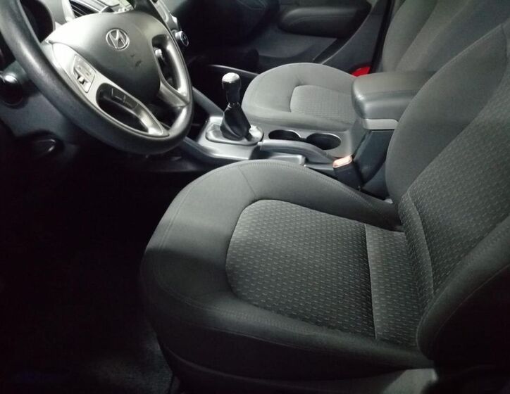 Hyundai ix35 23