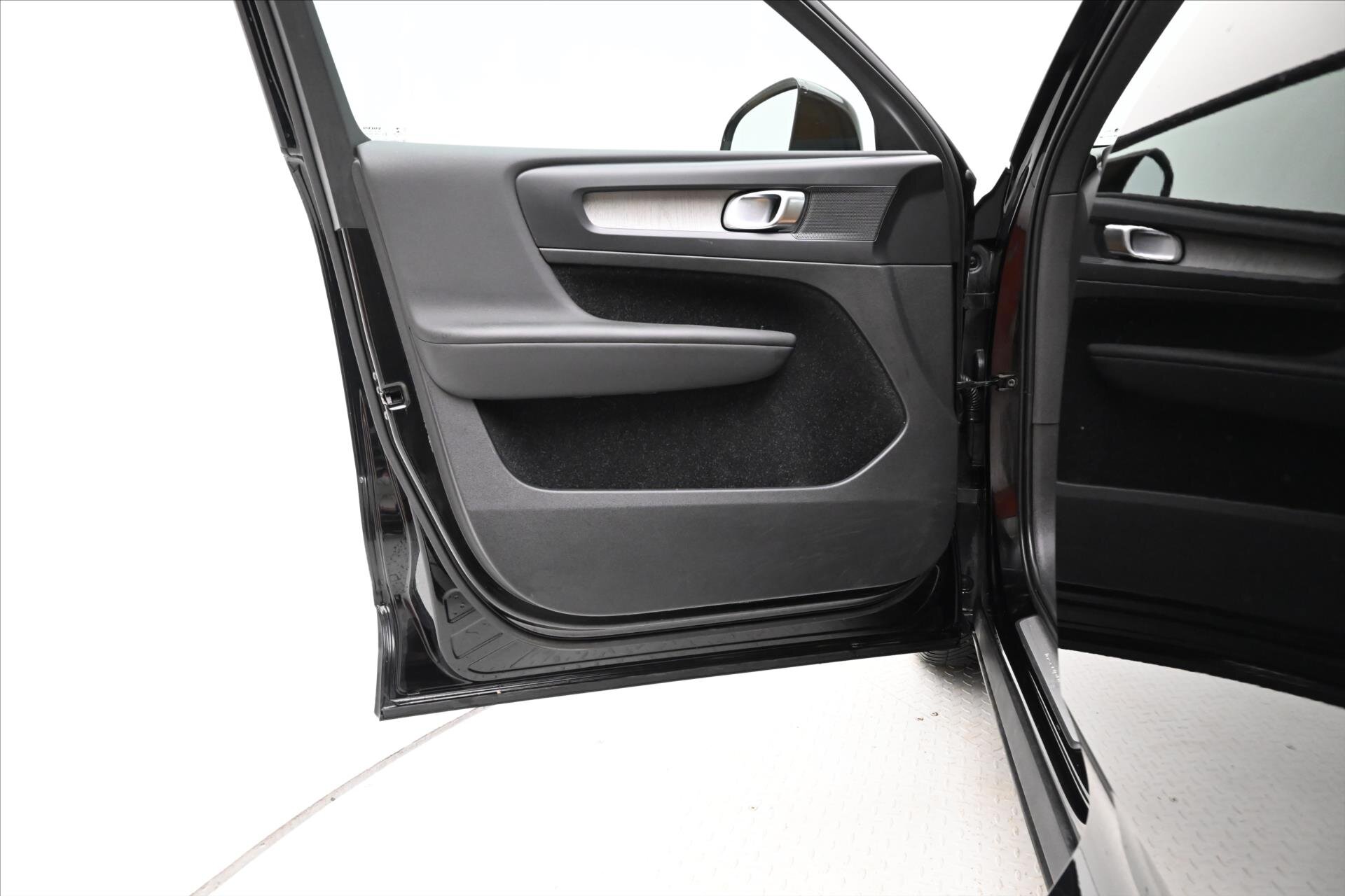 Volvo XC40 SUV 2,0 l 140 kw