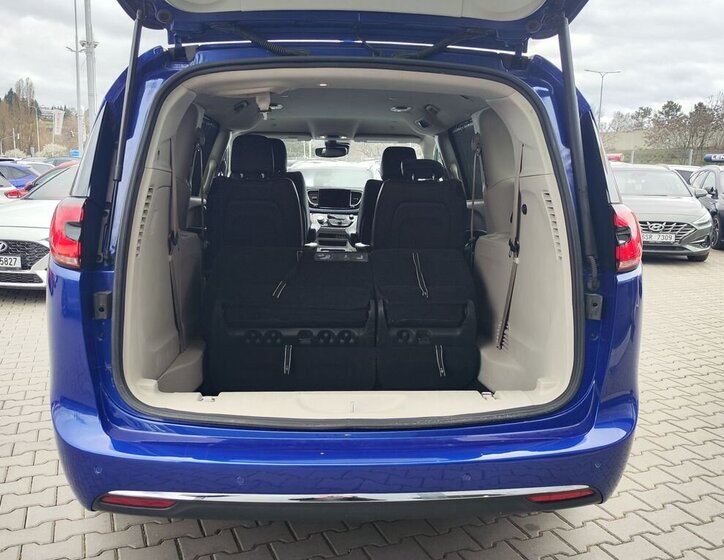 Chrysler Pacifica MPV 3,6 l 214 kw