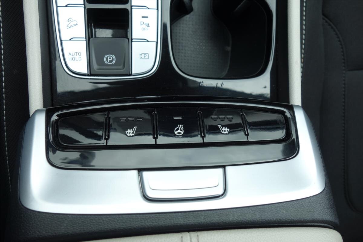 Hyundai Tucson SUV 1,6 l 110 kw