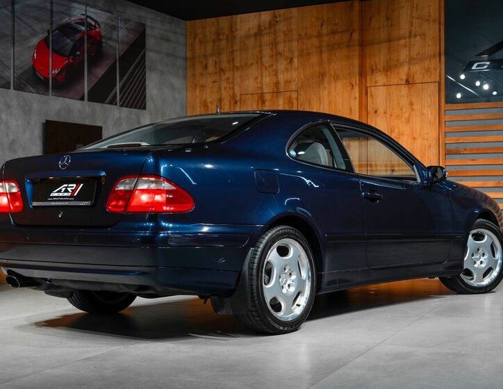Mercedes-Benz CLK Kupé 4,3 l 205 kw