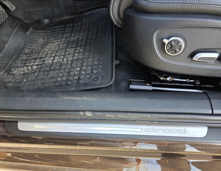 Audi A6 Allroad Kombi 3,0 l 200 kw