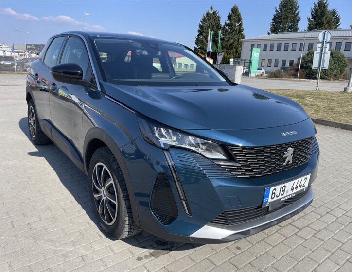 Peugeot 3008 MPV 1,2 l 96 kw